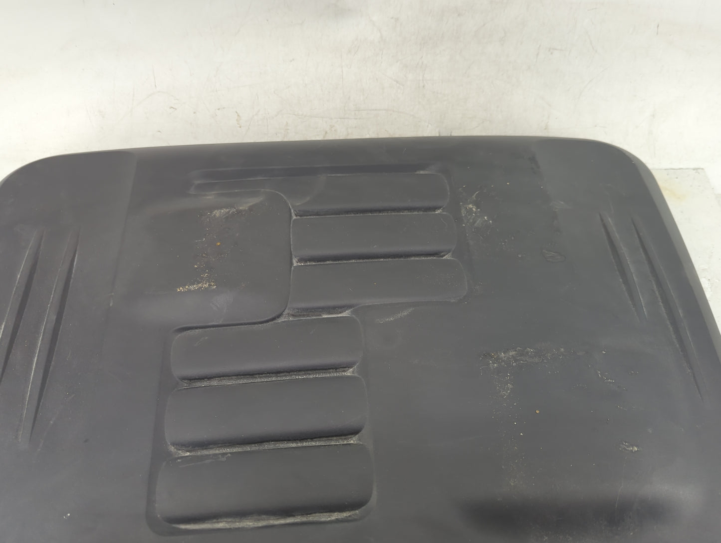 2012 Dodge Charger Engine Cover - Oemusedautoparts1.com