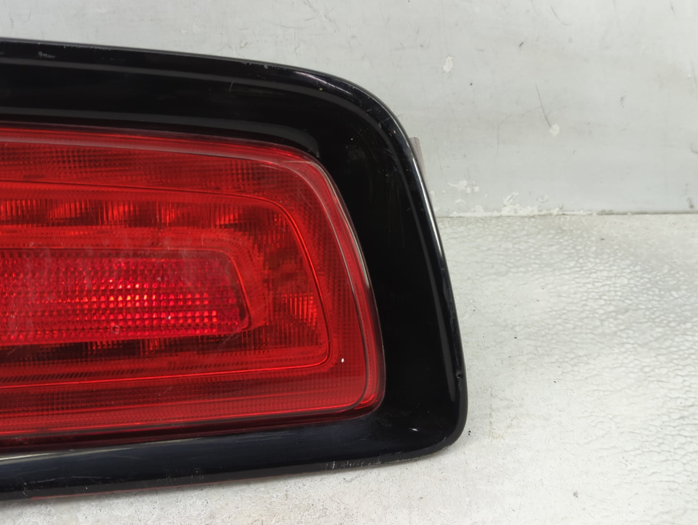 2011-2014 Dodge Charger Tail Light Assembly Passenger Right OEM P/N:57010414AF Fits Fits 2011 2012 2013 2014 OEM Used Auto P