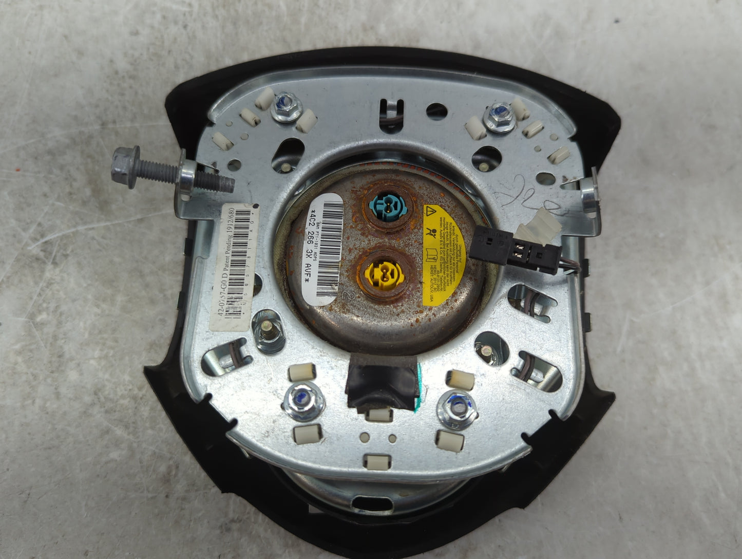 2012 Dodge Charger Air Bag Driver Left Steering Wheel Mounted P/N:4C2 266 3X AVF P11-1031 Fits OEM Used Auto Parts - Oemused