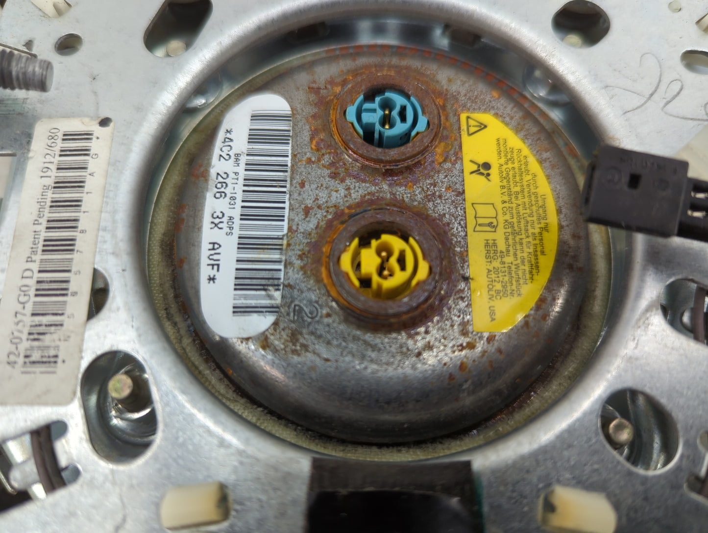 2012 Dodge Charger Air Bag Driver Left Steering Wheel Mounted P/N:4C2 266 3X AVF P11-1031 Fits OEM Used Auto Parts - Oemused