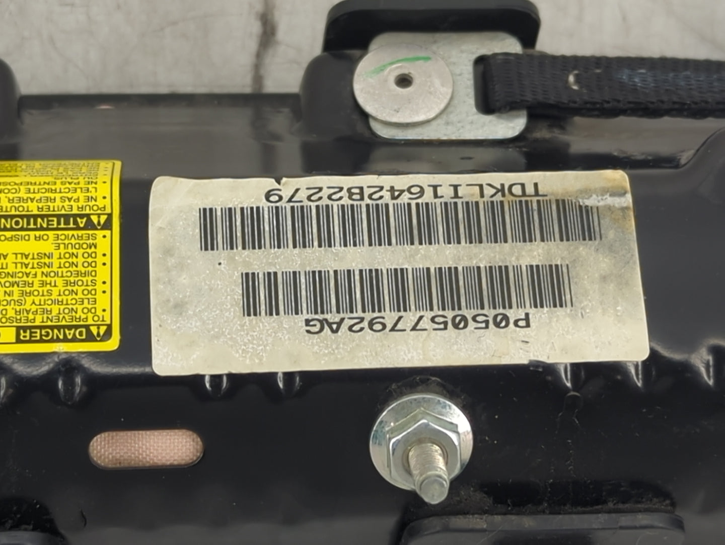 2012 Dodge Charger Air Bag Driver Left Knee OEM P/N:P05057792AG TDKL11642B2279 Fits OEM Used Auto Parts - Oemusedautoparts1.
