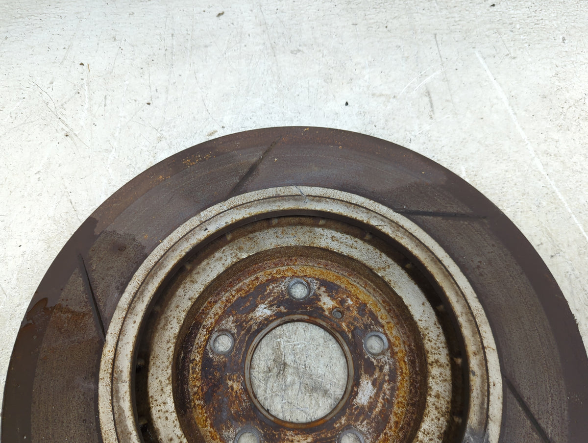 2006-2020 Dodge Charger Driver Front Brake - Oem 1450978 - Oemusedautoparts1.com
