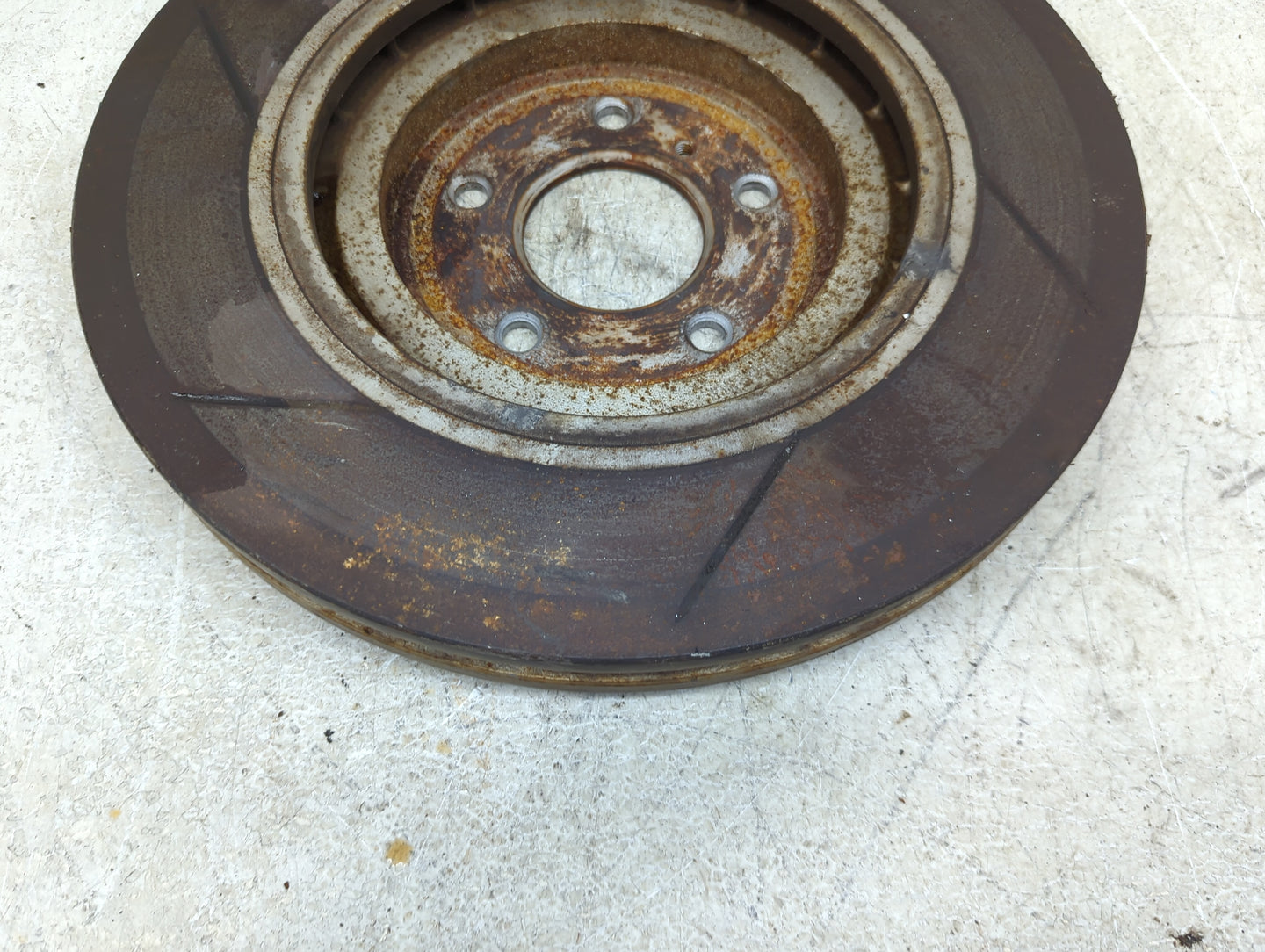 2006-2020 Dodge Charger Driver Front Brake - Oem 1450978 - Oemusedautoparts1.com