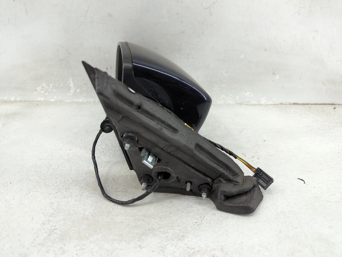 2011-2014 Dodge Charger Driver Side View Mirror - Left Door Mirror OEM Used - Oemusedautoparts1.com
