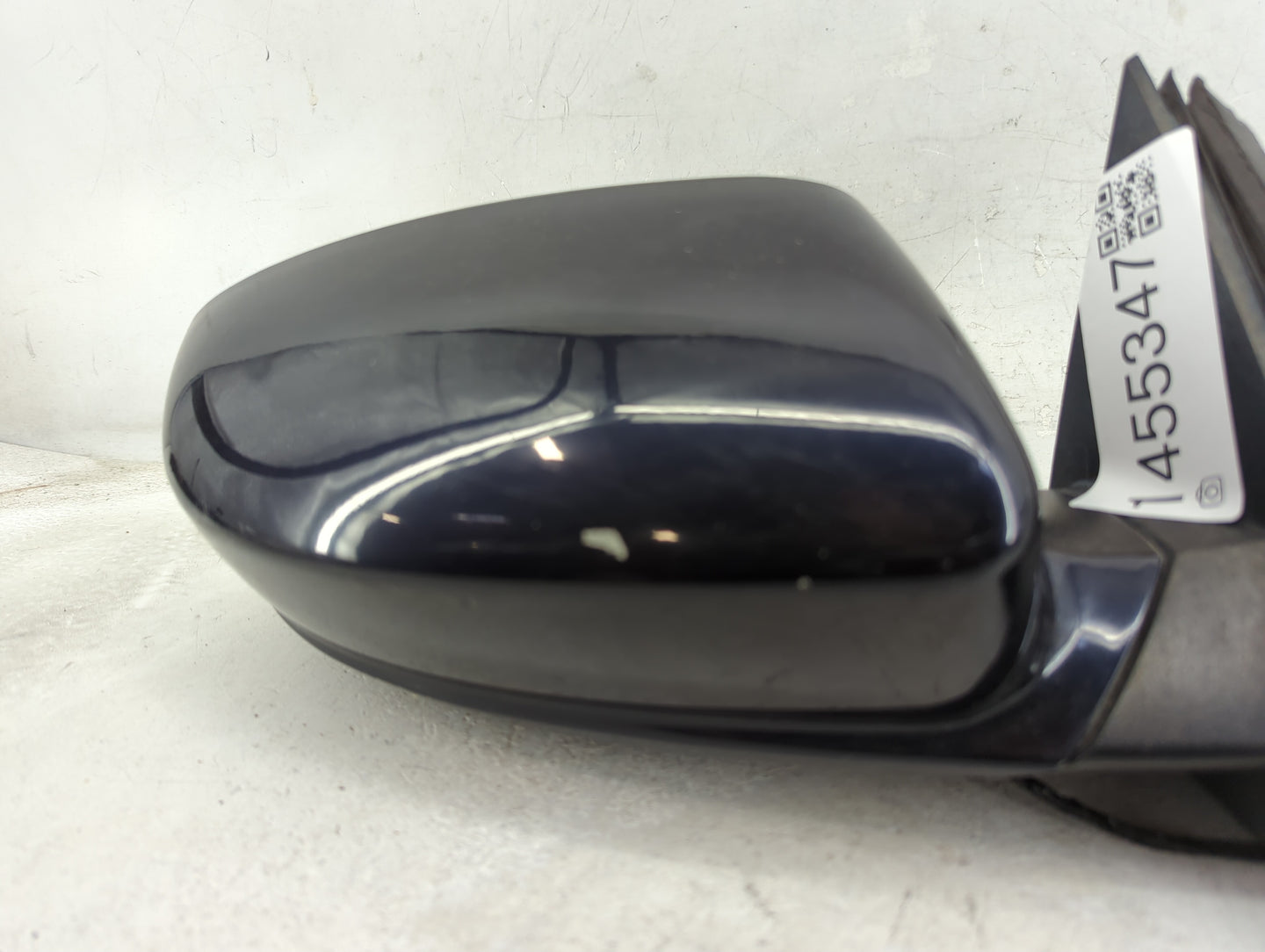 2011-2014 Dodge Charger Passenger Side View Mirror - Right Door Mirror OEM Used - Oemusedautoparts1.com