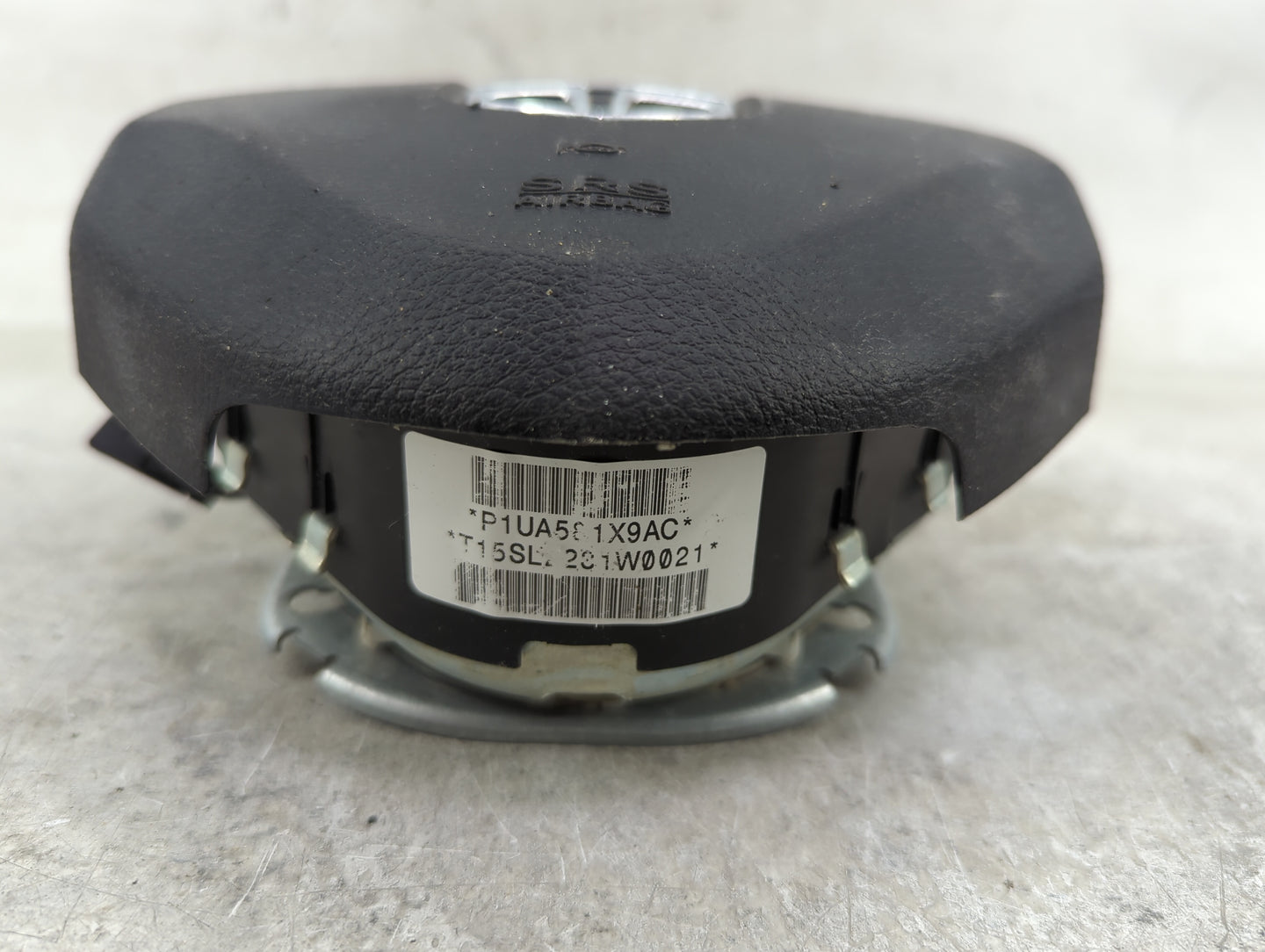 2012 Dodge Charger Air Bag Driver Left Steering Wheel Mounted 1459083 - Oemusedautoparts1.com