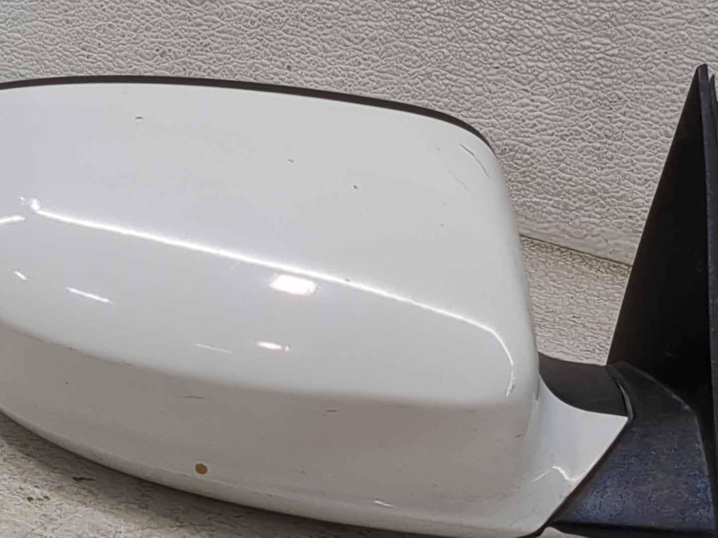 2011-2014 Dodge Charger Passenger Side View Mirror - Right Door Mirror OEM Used - Oemusedautoparts1.com