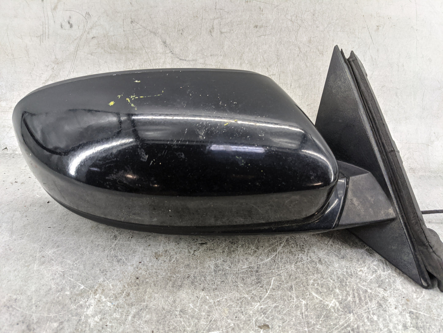 2011-2014 Dodge Charger Passenger Side View Mirror - Right Door Mirror OEM Used - Oemusedautoparts1.com