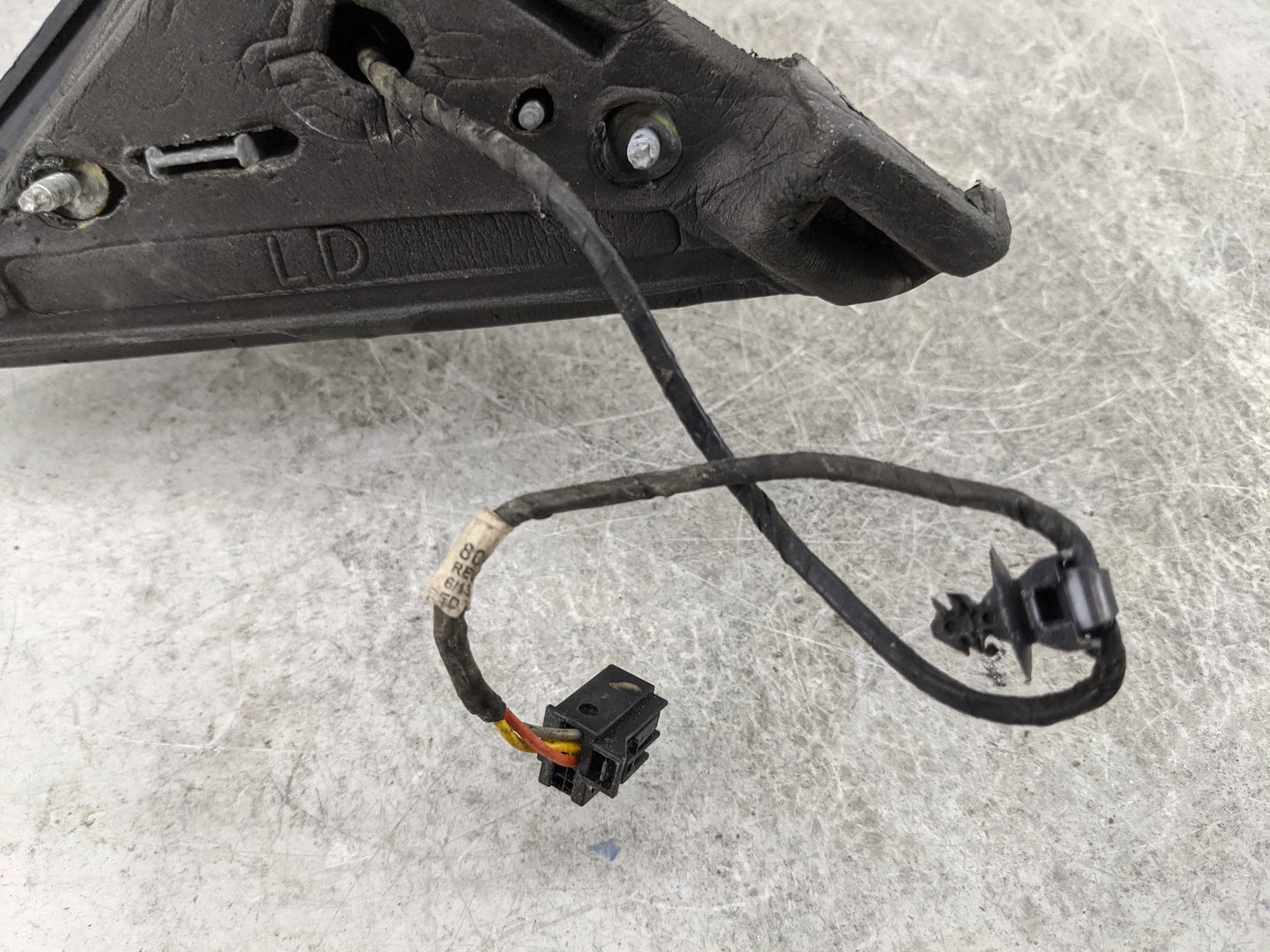 2011-2014 Dodge Charger Passenger Side View Mirror - Right Door Mirror OEM Used - Oemusedautoparts1.com