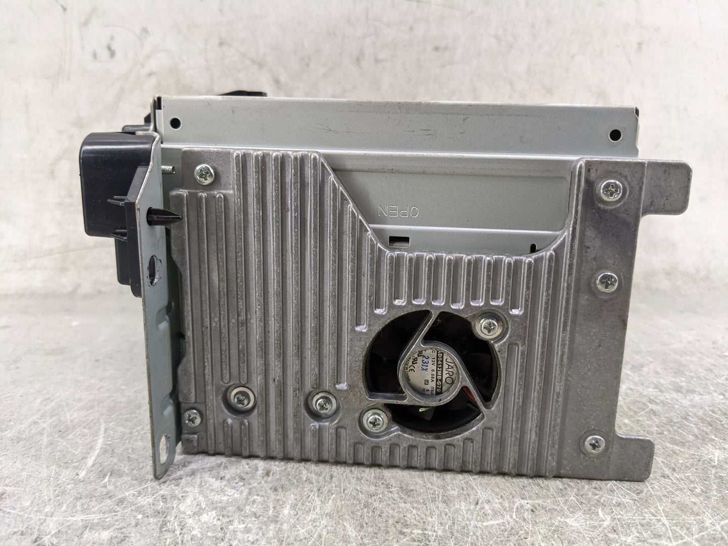 2012 Dodge Charger Radio AM FM Cd Player Receiver Replacement P/N:P05091035AI CQ-ZC01E0GX Fits Fits 2013 2014 OEM Used Auto 