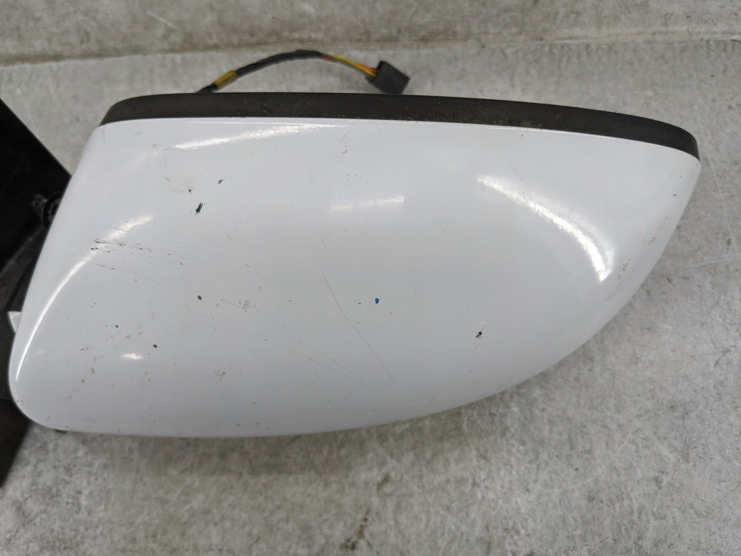 2011-2014 Dodge Charger Driver Side View Mirror - Left Door Mirror OEM Used - Oemusedautoparts1.com