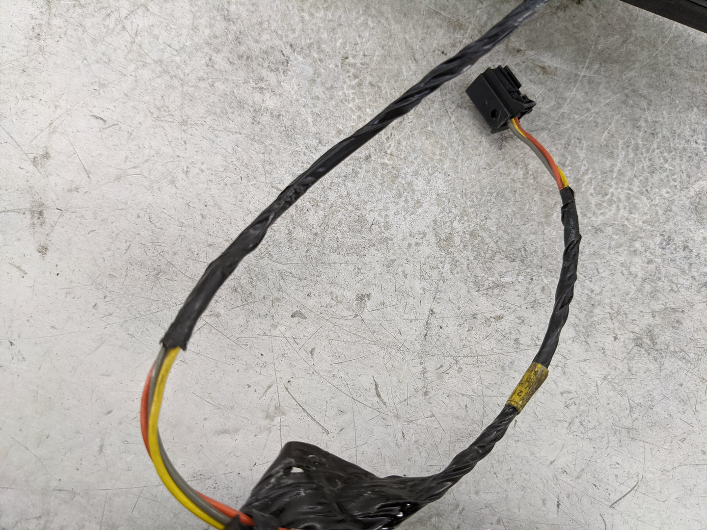 2011-2014 Dodge Charger Driver Side View Mirror - Left Door Mirror OEM Used - Oemusedautoparts1.com