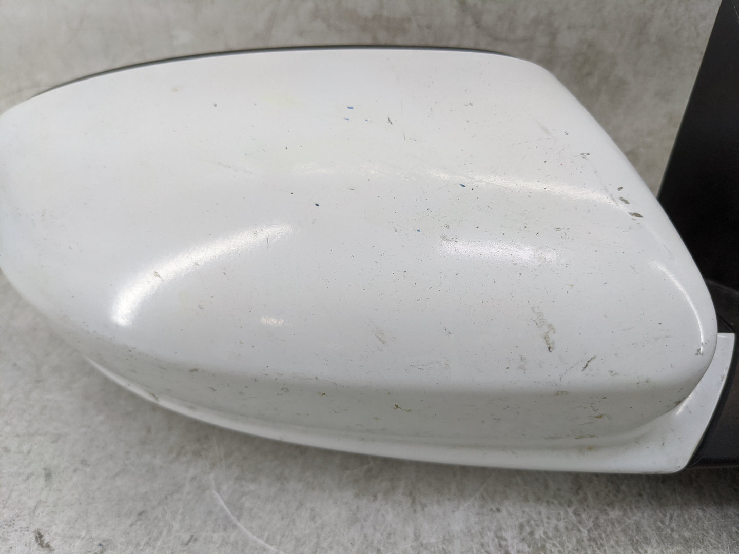 2011-2014 Dodge Charger Passenger Side View Mirror - Right Door Mirror OEM Used - Oemusedautoparts1.com
