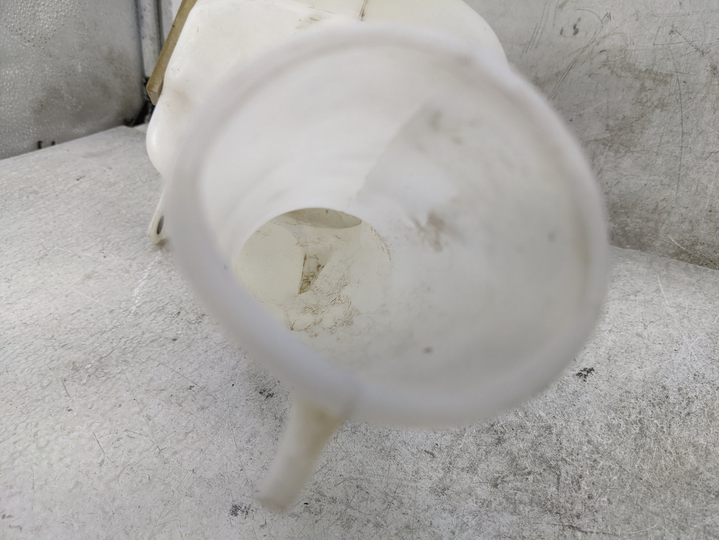 2011-2022 Dodge Charger Windshield Washer Fluid Reservoir Bottle Oem 1477238 - Oemusedautoparts1.com