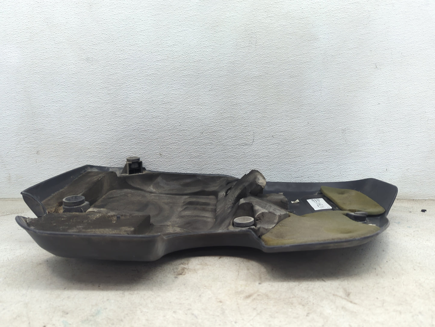 2012 Dodge Charger Engine Cover 1479415 - Oemusedautoparts1.com
