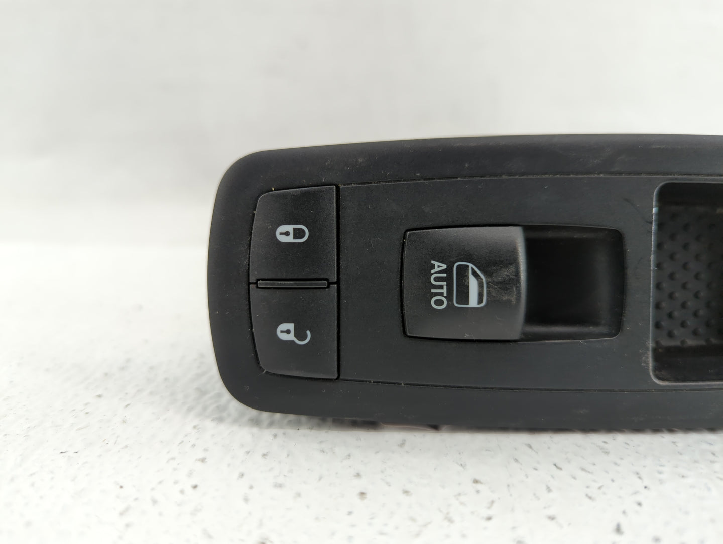2012 Dodge Charger Passeneger Right Power Window Switch 56046822ac - Oemusedautoparts1.com