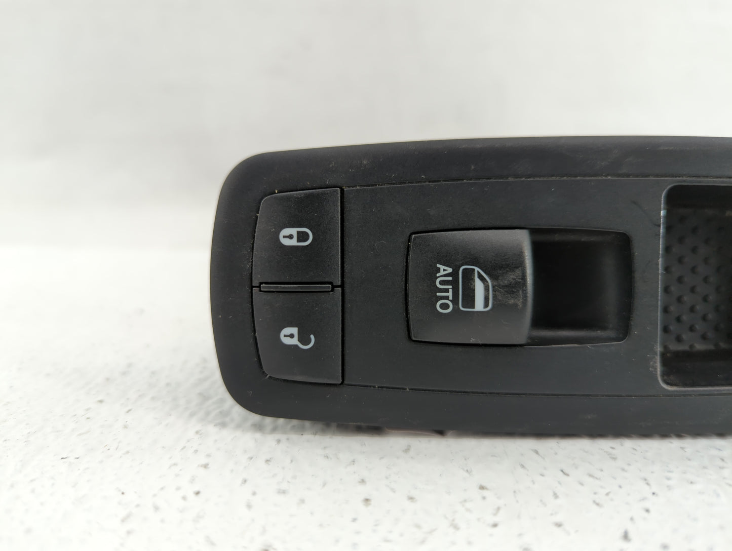 2012 Dodge Charger Passeneger Right Power Window Switch 56046822ac - Oemusedautoparts1.com