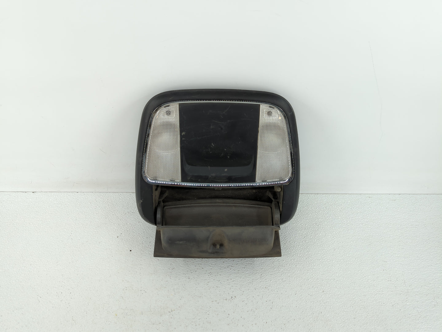 2012 Dodge Charger Overhead Roof Console Black - Oemusedautoparts1.com