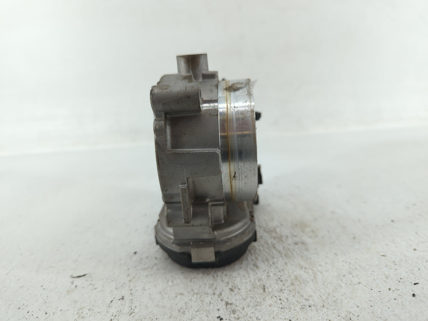 2011-2022 Dodge Charger Throttle Body P/N:05184349AF 05184349AE Fits OEM Used Auto Parts - Oemusedautoparts1.com