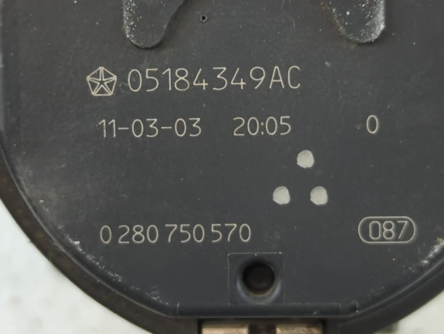 2011-2022 Dodge Charger Throttle Body P/N:05184349AC 0 280 750 570 Fits OEM Used Auto Parts - Oemusedautoparts1.com