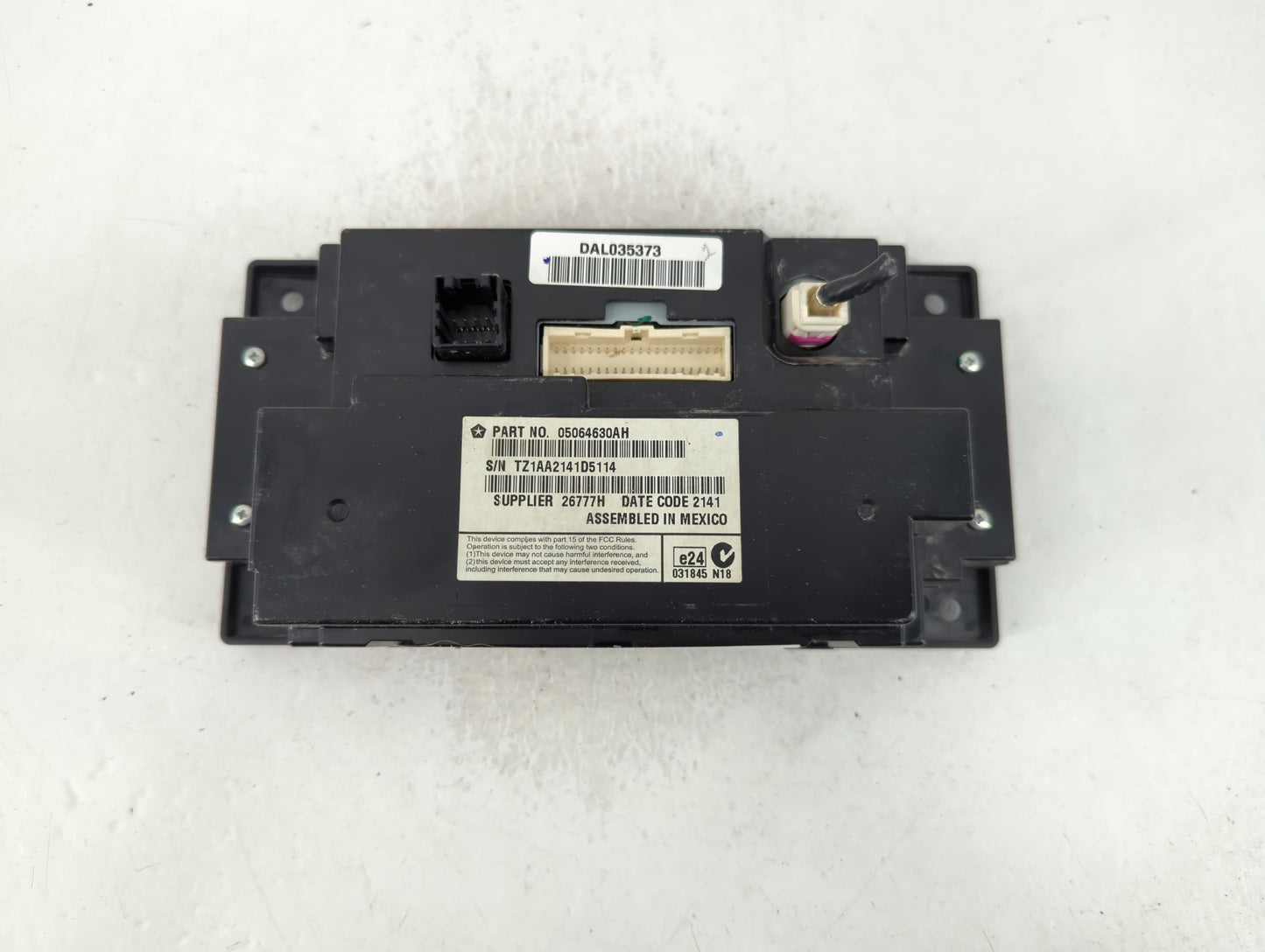2012 Dodge Charger Radio AM FM Cd Player Receiver Replacement P/N:05064630AH Fits OEM Used Auto Parts - Oemusedautoparts1.co