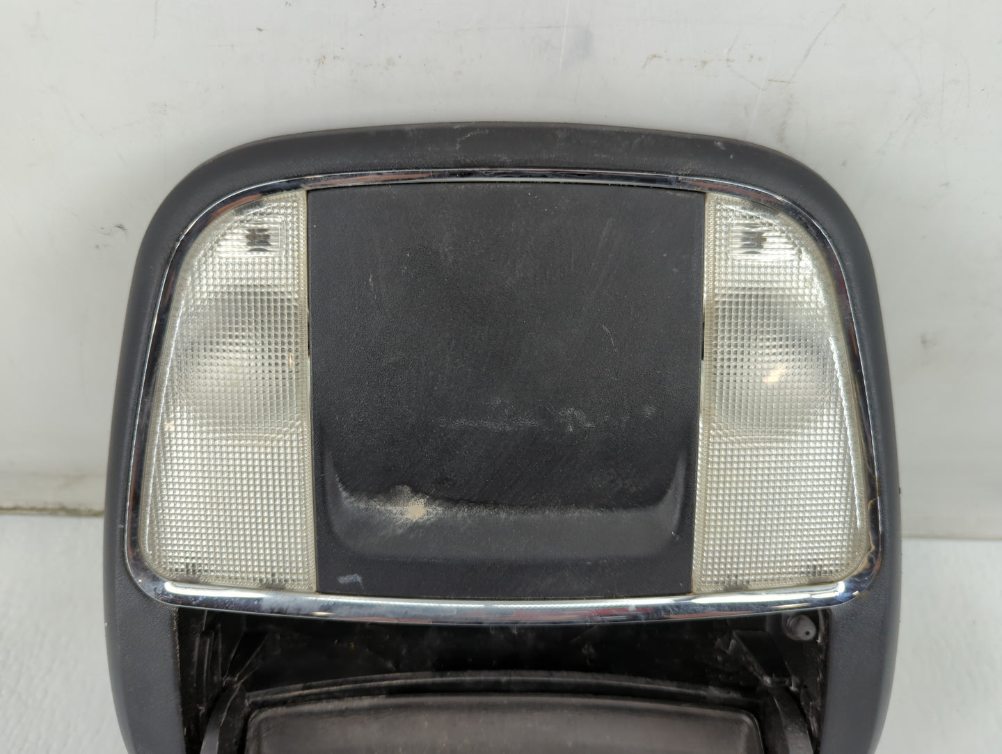 2012 Dodge Charger Overhead Roof Console - Oemusedautoparts1.com