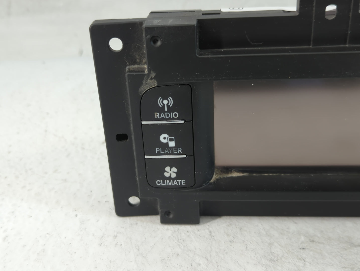 2012-2012 Dodge Charger Am Fm Cd Player Radio Receiver - Oemusedautoparts1.com