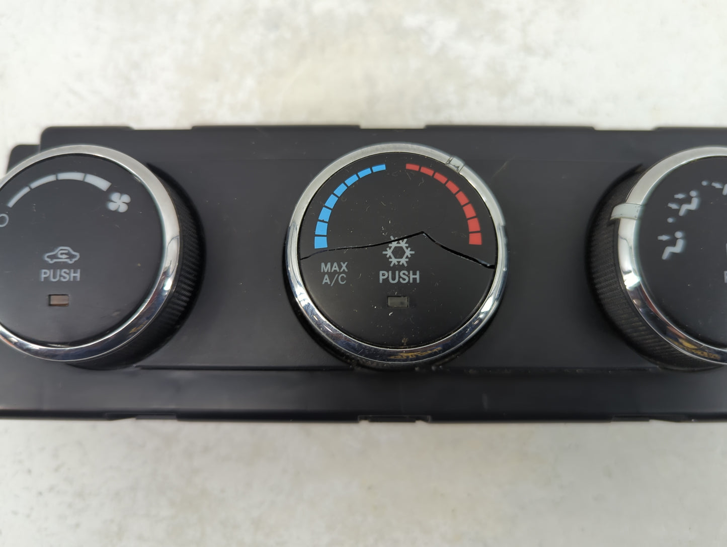 2012 Dodge Dodge 1500 Pickup Climate Control Module Temperature AC/Heater Replacement P/N:55111290AD Fits Fits 2011 OEM Used