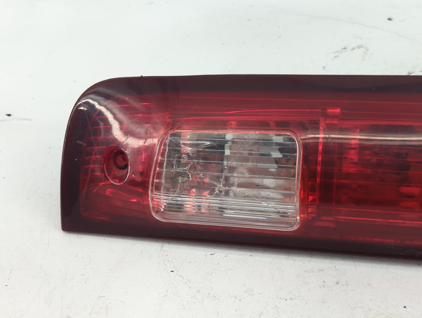Dodge Dodge 1500 Pickup Passenger Right Side Deck Lid Mounted Tail Light - Oemusedautoparts1.com