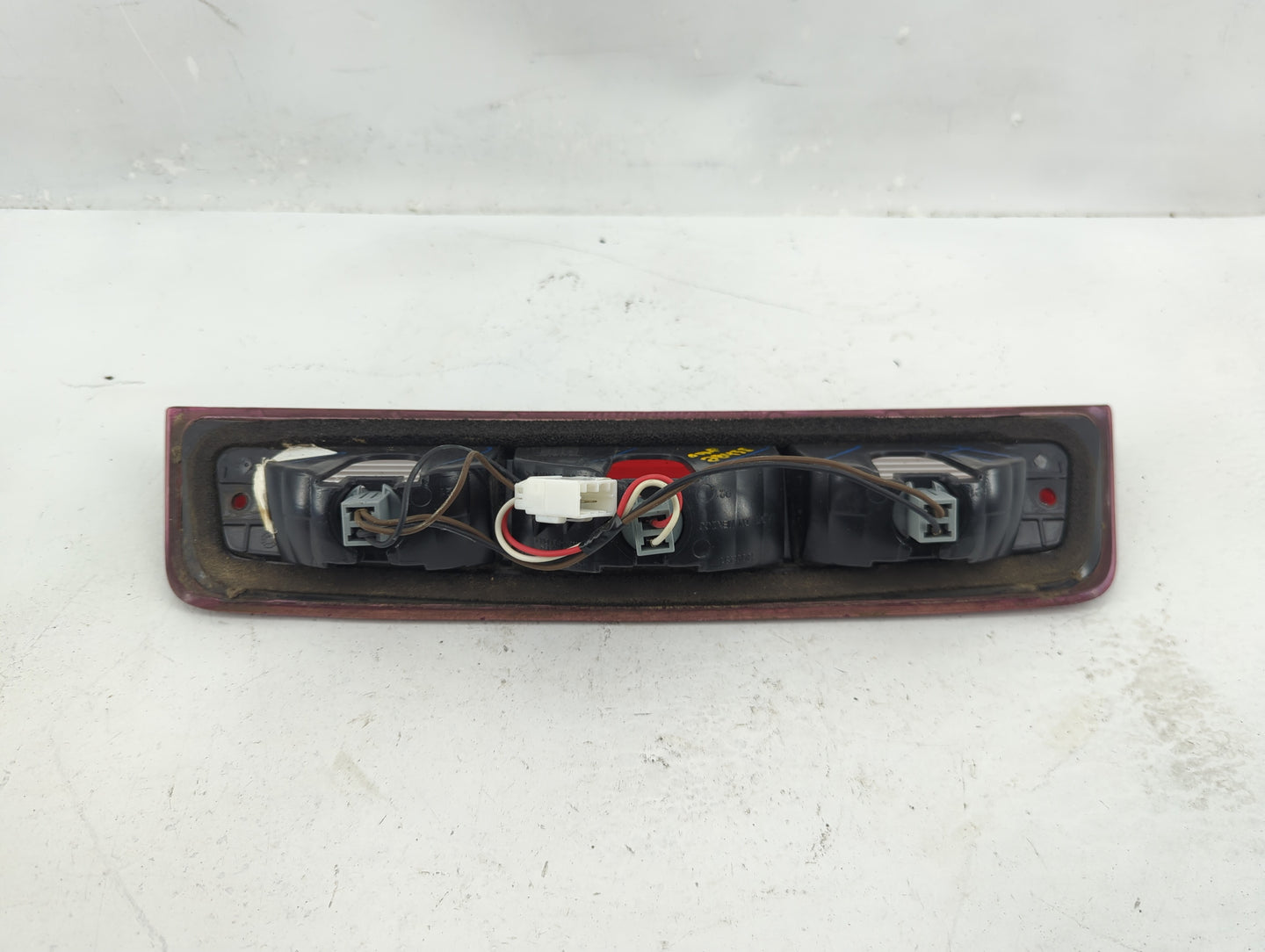 Dodge Dodge 1500 Pickup Passenger Right Side Deck Lid Mounted Tail Light - Oemusedautoparts1.com
