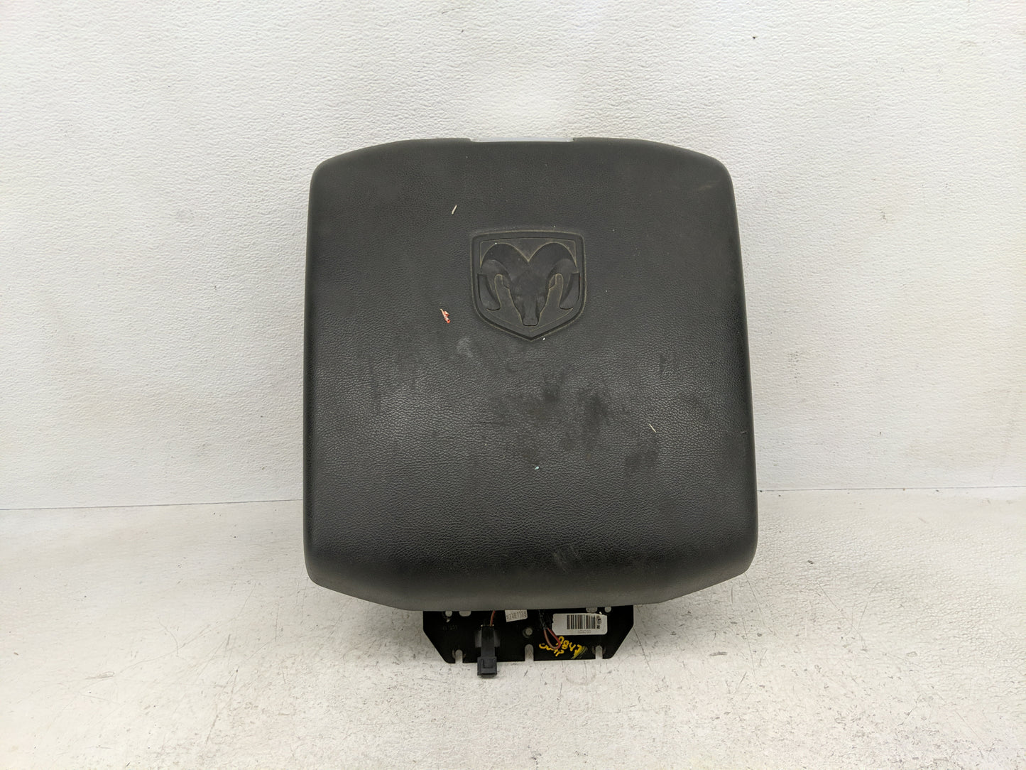 2012 Dodge Dodge 1500 Pickup Center Console Armrest Cover Lid Fits OEM Used Auto Parts - Oemusedautoparts1.com