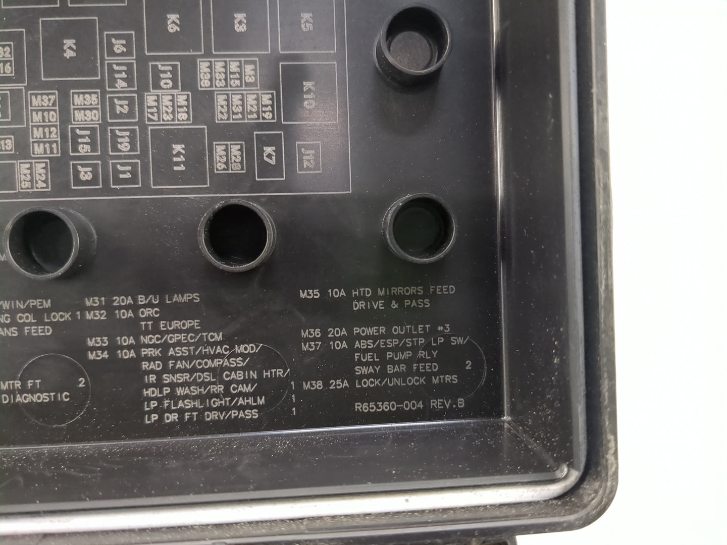 2012-2012 Dodge Durango Fusebox Fuse Box Relay Module Tipm 68089321ag - Oemusedautoparts1.com
