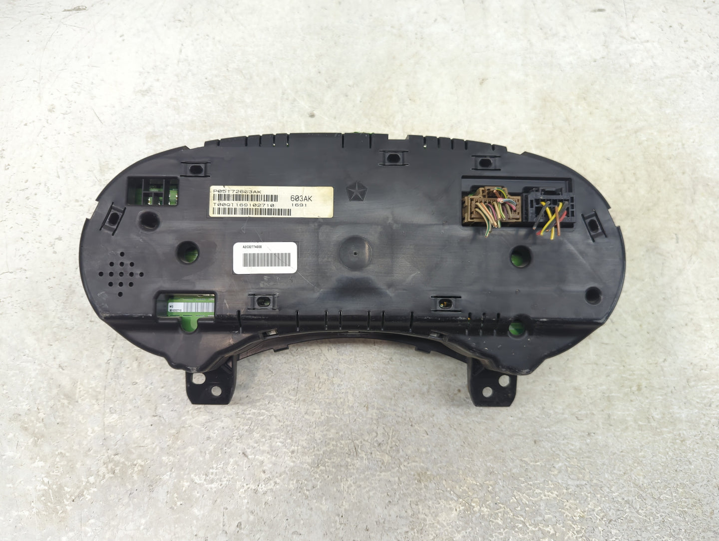 2012 Dodge Durango Instrument Cluster Speedometer Gauges P/N:P05172603AK Fits OEM Used Auto Parts - Oemusedautoparts1.com