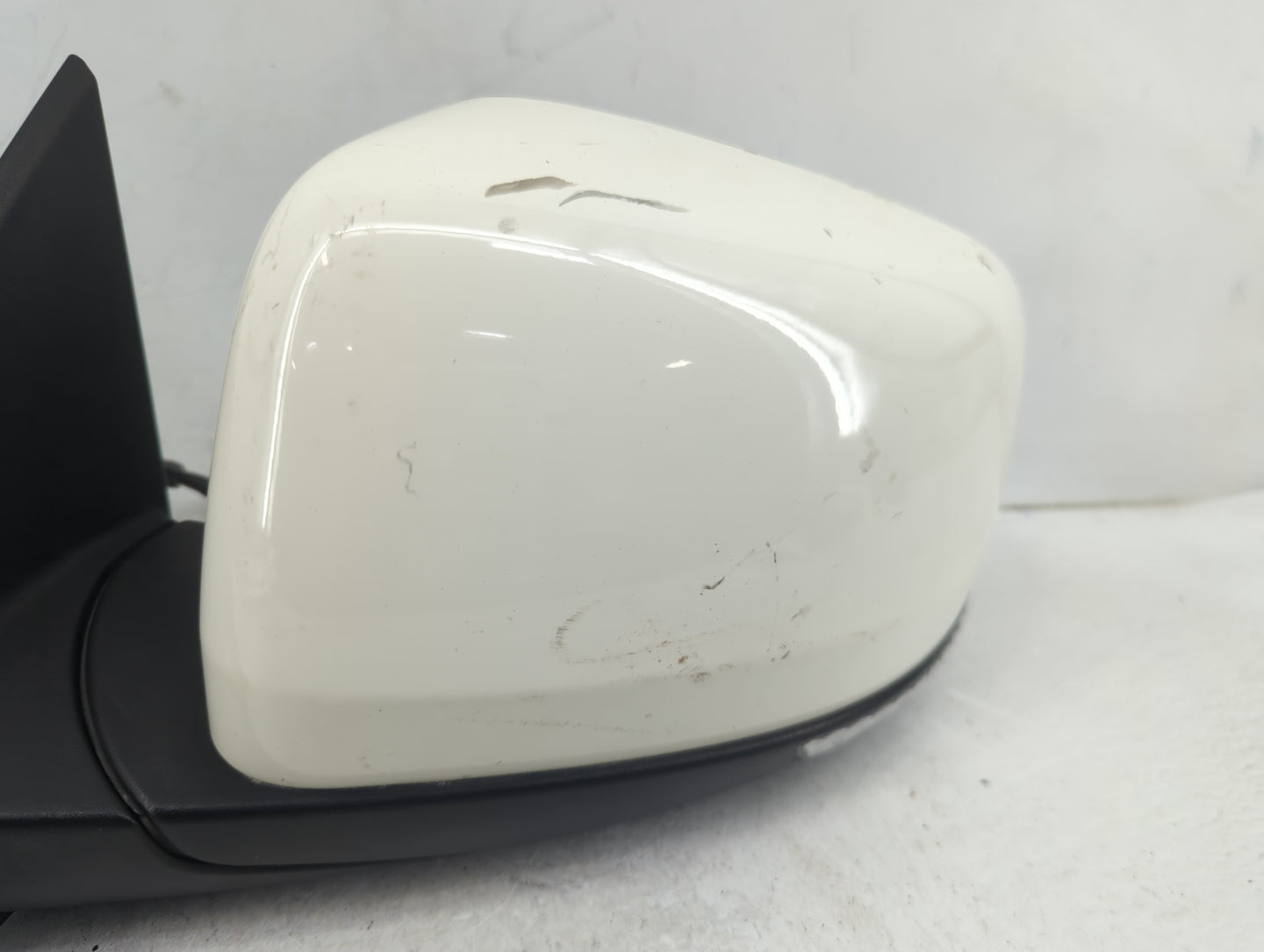 2011-2021 Dodge Durango Driver Side View Mirror - Left Door Mirror OEM Used - Oemusedautoparts1.com