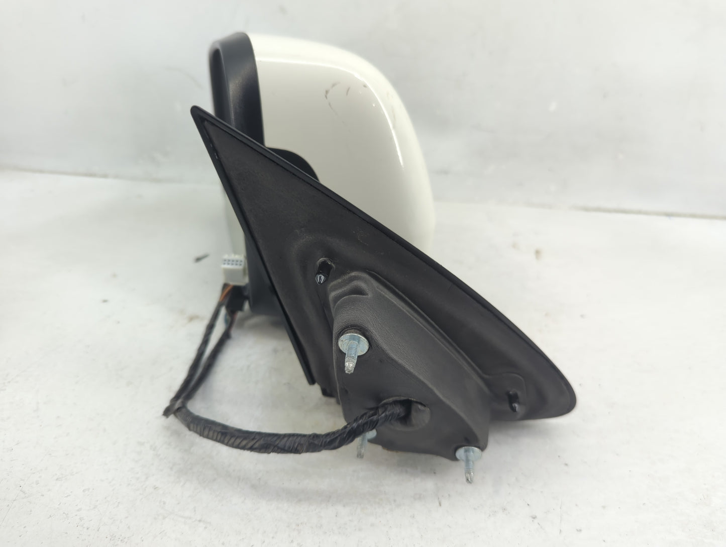 2011-2021 Dodge Durango Driver Side View Mirror - Left Door Mirror OEM Used - Oemusedautoparts1.com