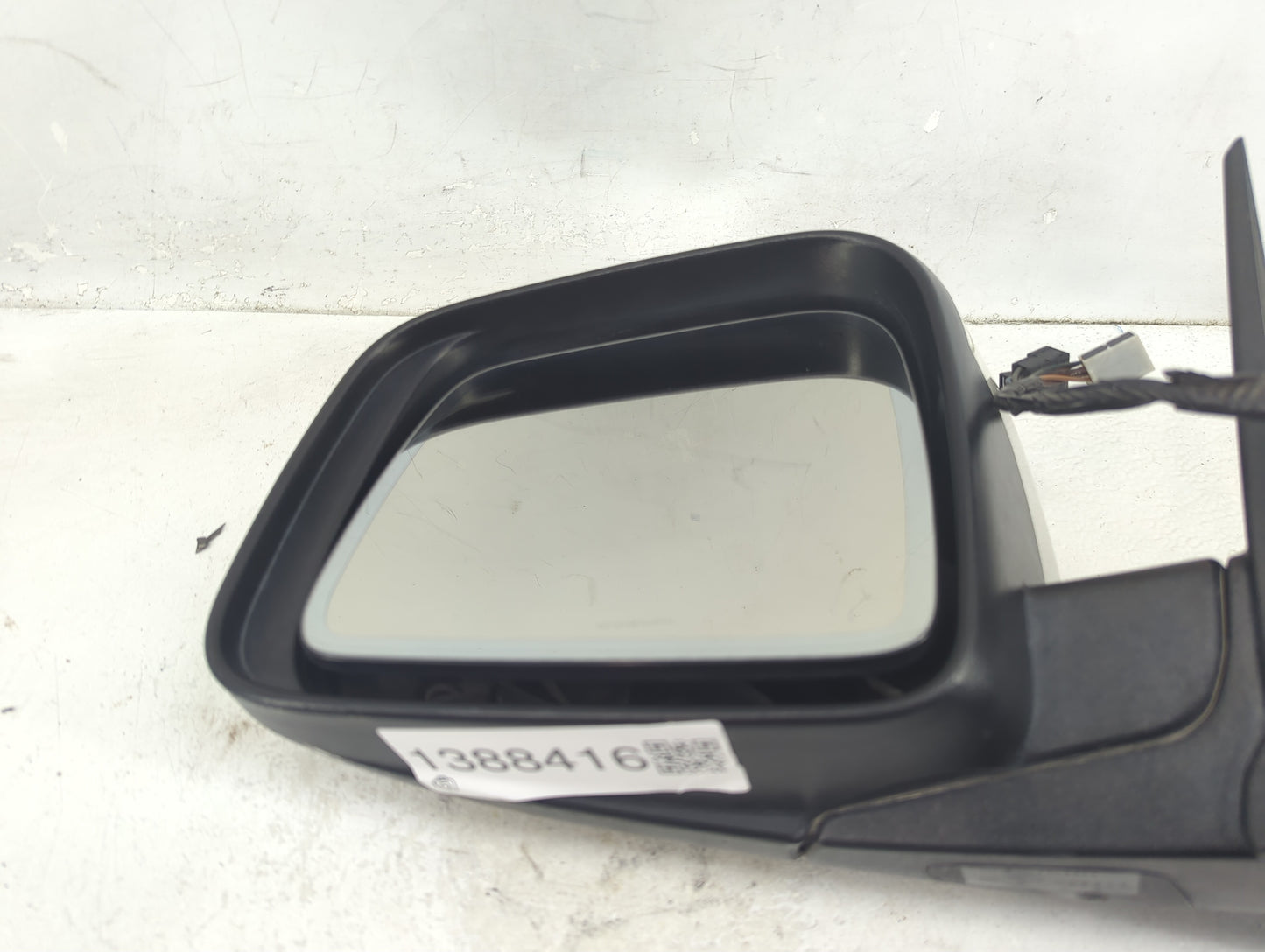 2011-2021 Dodge Durango Driver Side View Mirror - Left Door Mirror OEM Used - Oemusedautoparts1.com