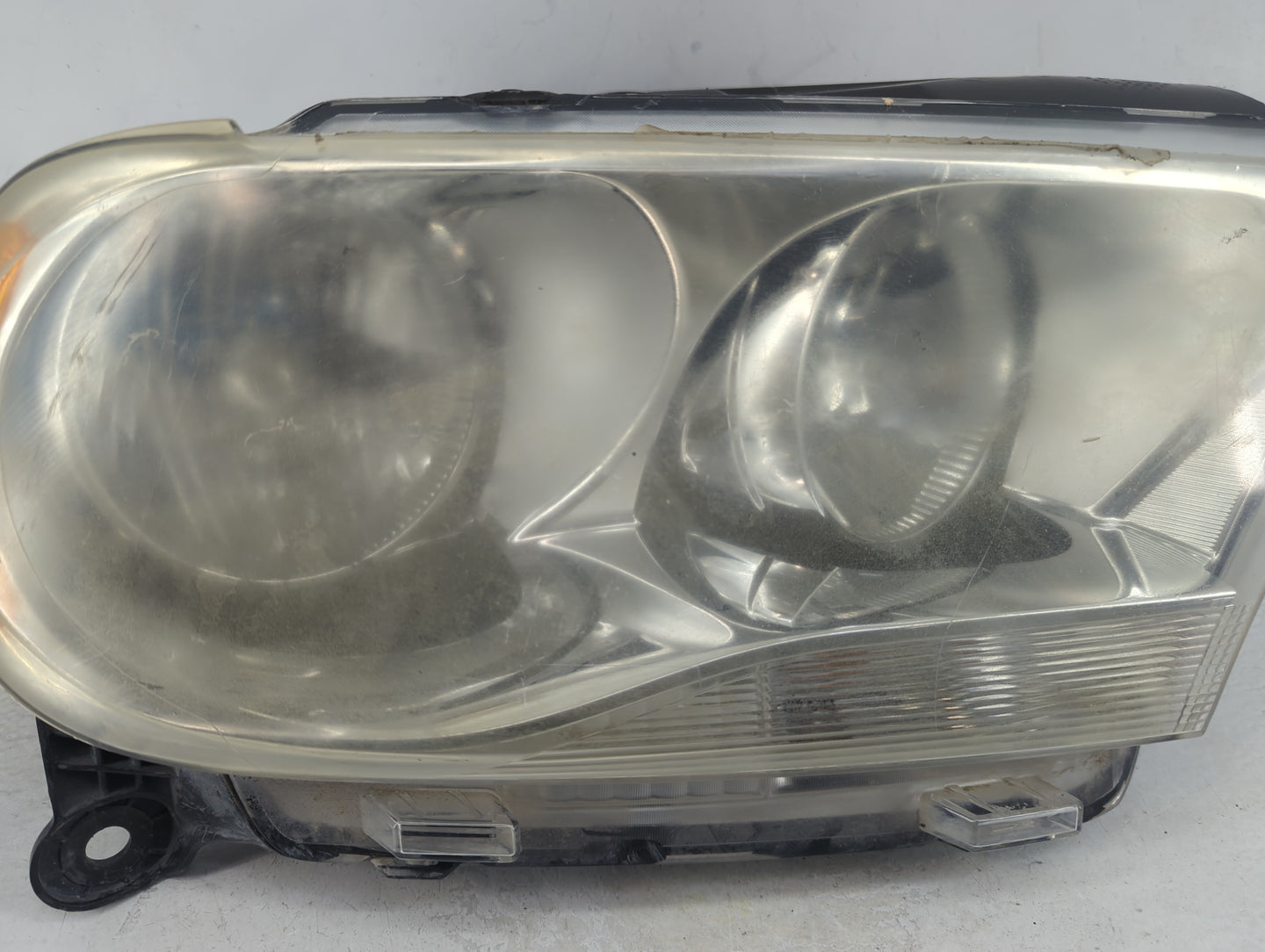 2011-2013 Dodge Durango Passenger Right Oem Head Light Headlight Lamp - Oemusedautoparts1.com