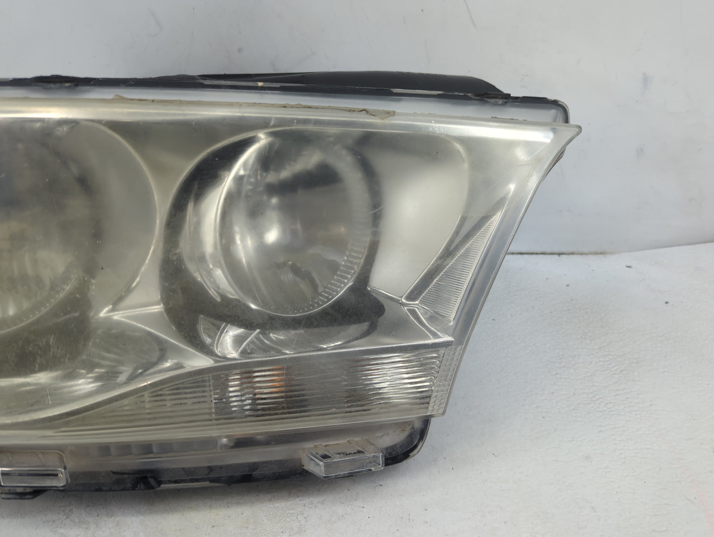 2011-2013 Dodge Durango Passenger Right Oem Head Light Headlight Lamp - Oemusedautoparts1.com