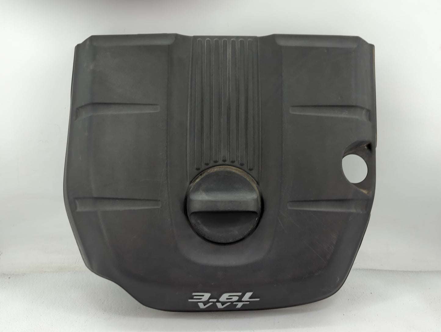 2012 Dodge Durango Engine Cover - Oemusedautoparts1.com