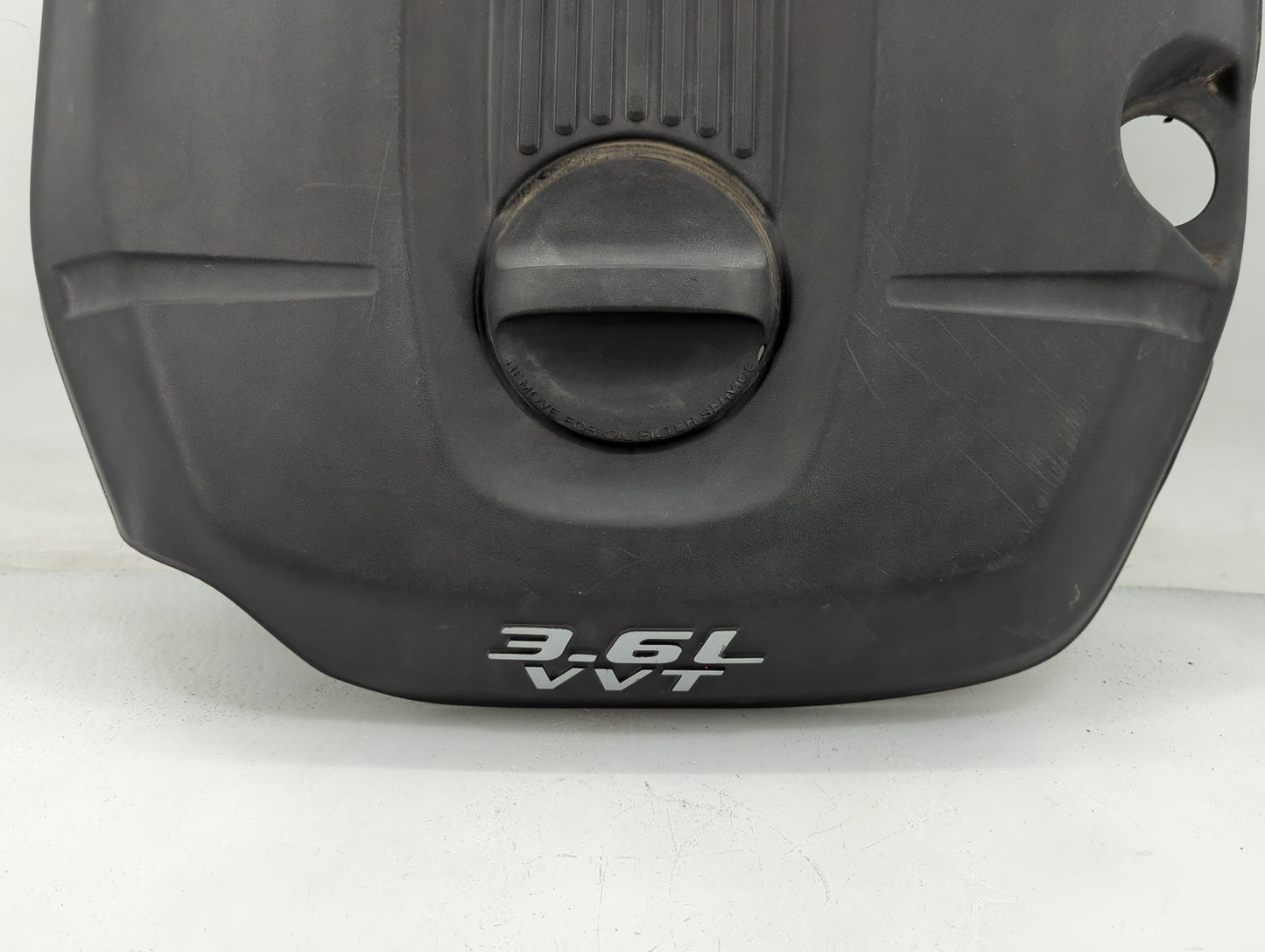 2012 Dodge Durango Engine Cover - Oemusedautoparts1.com