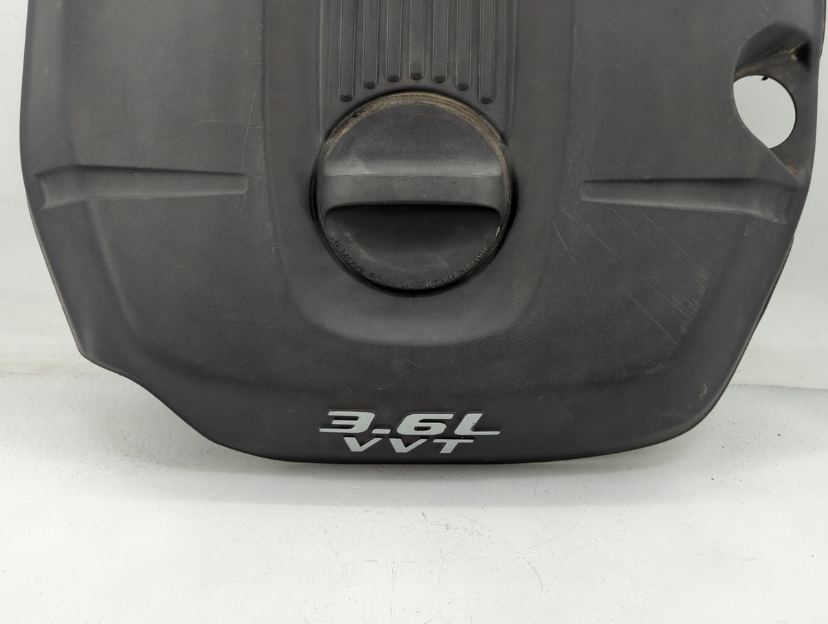 2012 Dodge Durango Engine Cover - Oemusedautoparts1.com