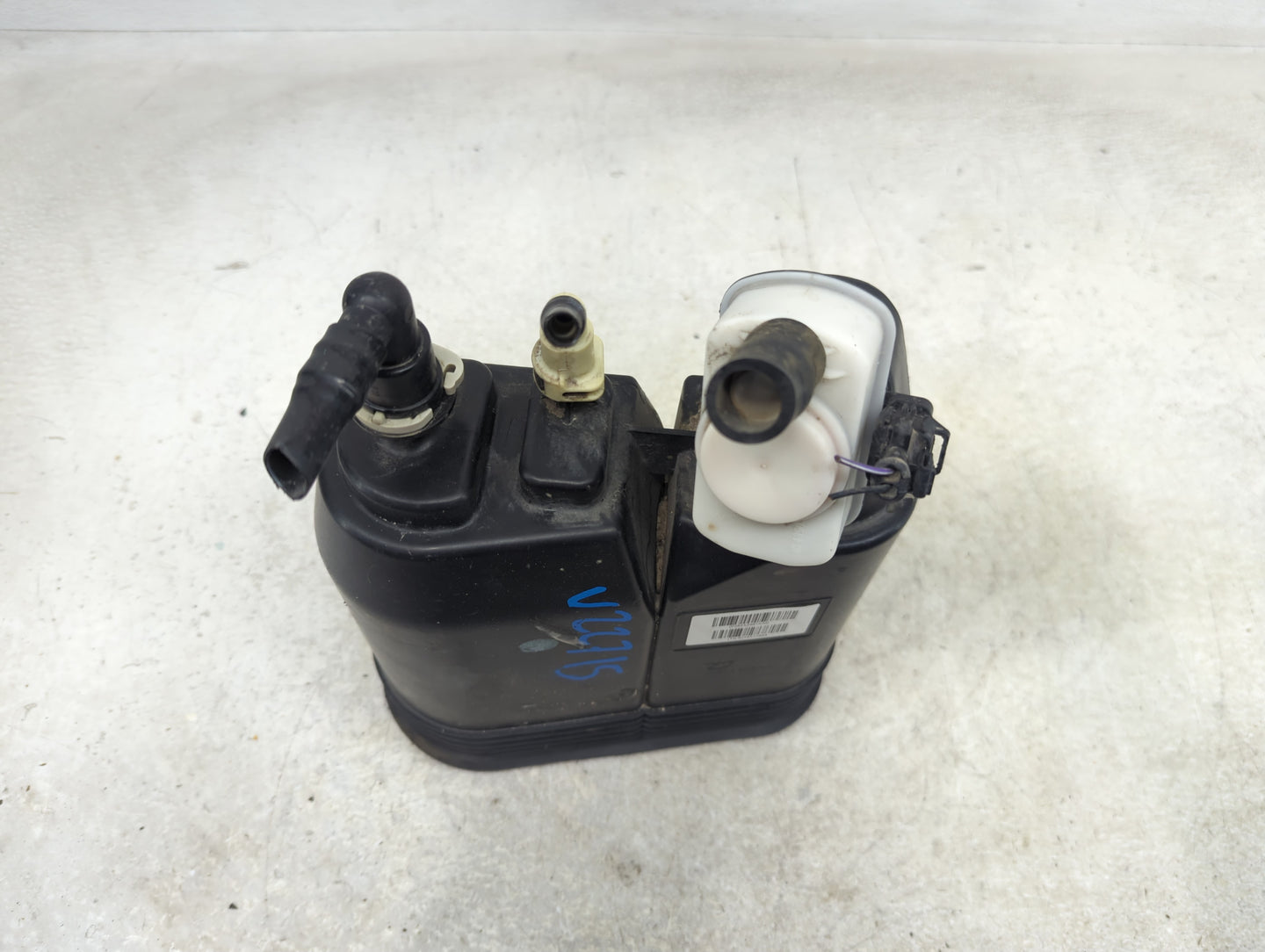 2012 Dodge Durango Fuel Vapor Charcoal Canister - Oemusedautoparts1.com