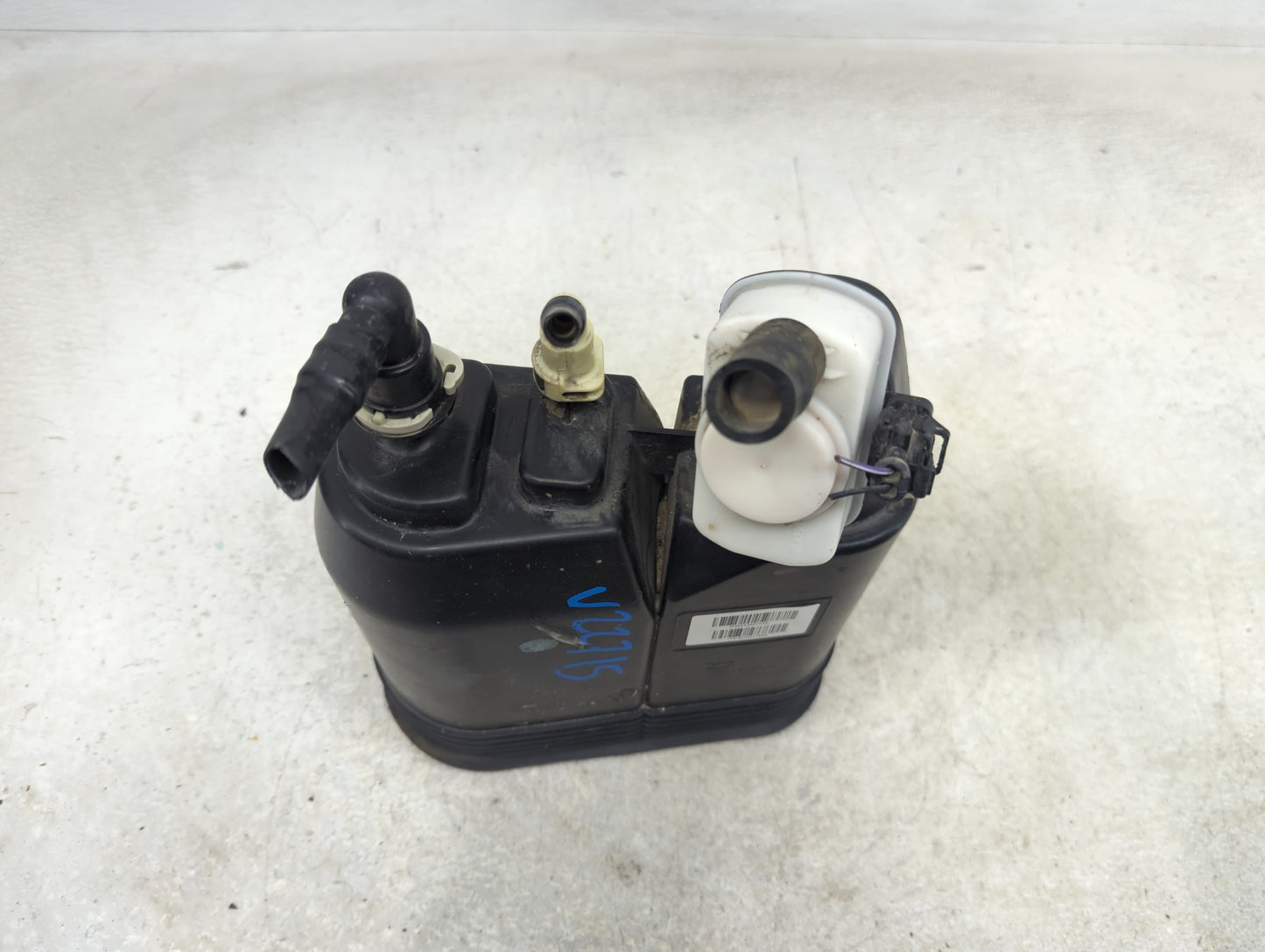 2012 Dodge Durango Fuel Vapor Charcoal Canister - Oemusedautoparts1.com