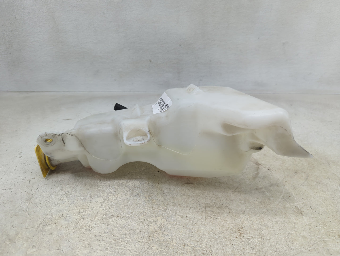 Dodge Durango Windshield Washer Fluid Reservoir Bottle Oem - Oemusedautoparts1.com