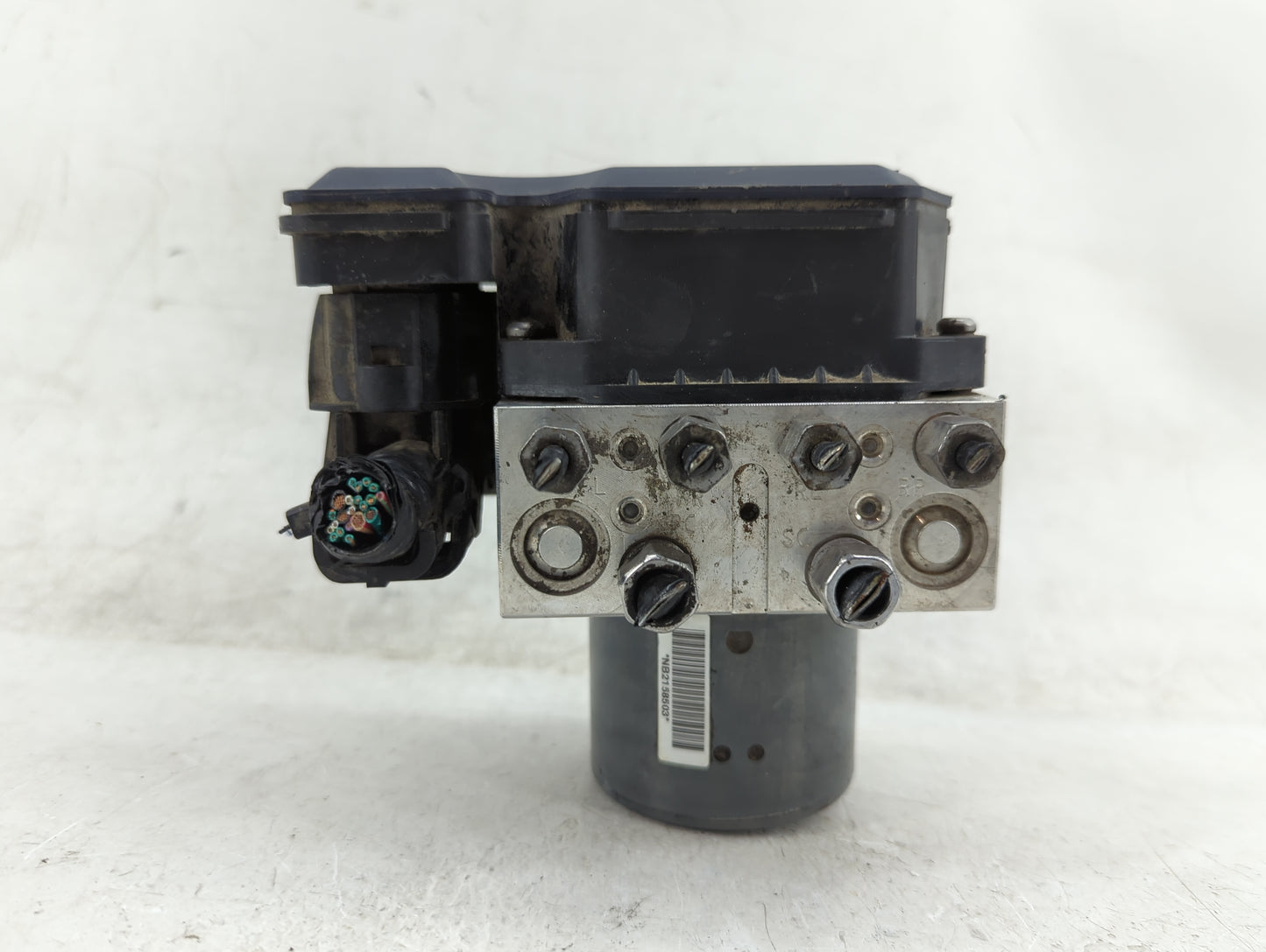 2012 Dodge Durango ABS Pump Control Module Replacement P/N:17685434 68149708AA Fits OEM Used Auto Parts - Oemusedautoparts1.
