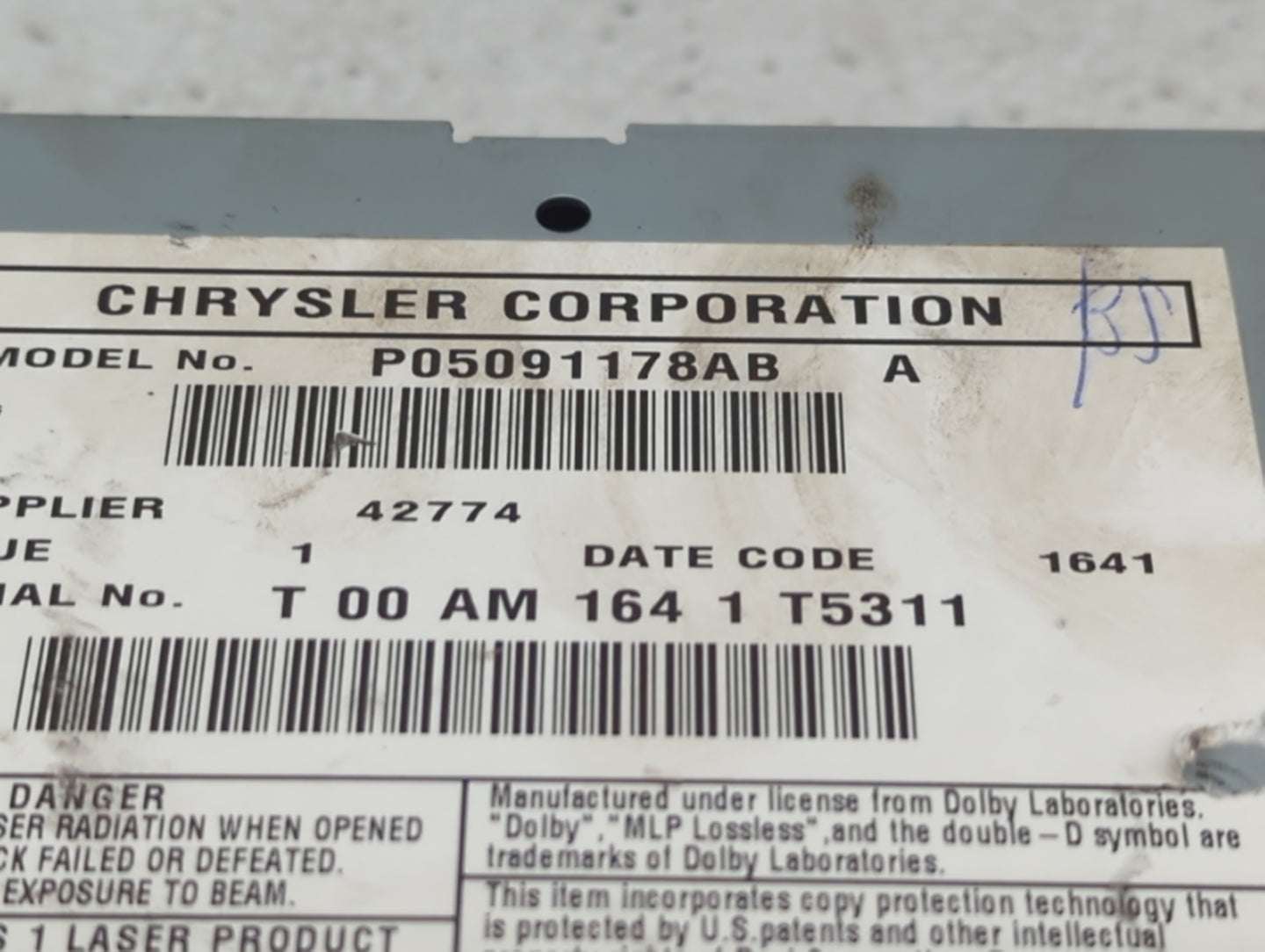 2011-2013 Dodge Durango Radio AM FM Cd Player Receiver Replacement P/N:P05091178AB Fits Fits 2011 2012 2013 OEM Used Auto Pa