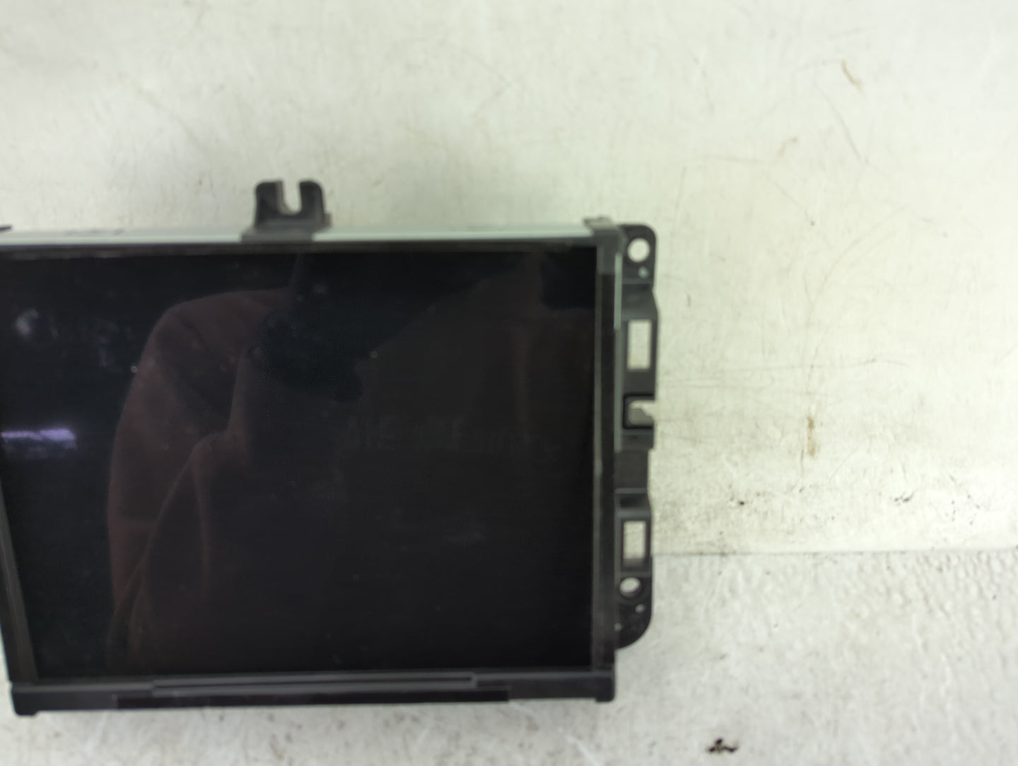 2012 Dodge Durango Radio AM FM Cd Player Receiver Replacement P/N:68575667AA Fits OEM Used Auto Parts - Oemusedautoparts1.co