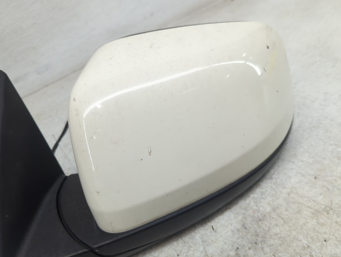 2011-2022 Dodge Durango Driver Side View Mirror - Left Door Mirror OEM Used - Oemusedautoparts1.com