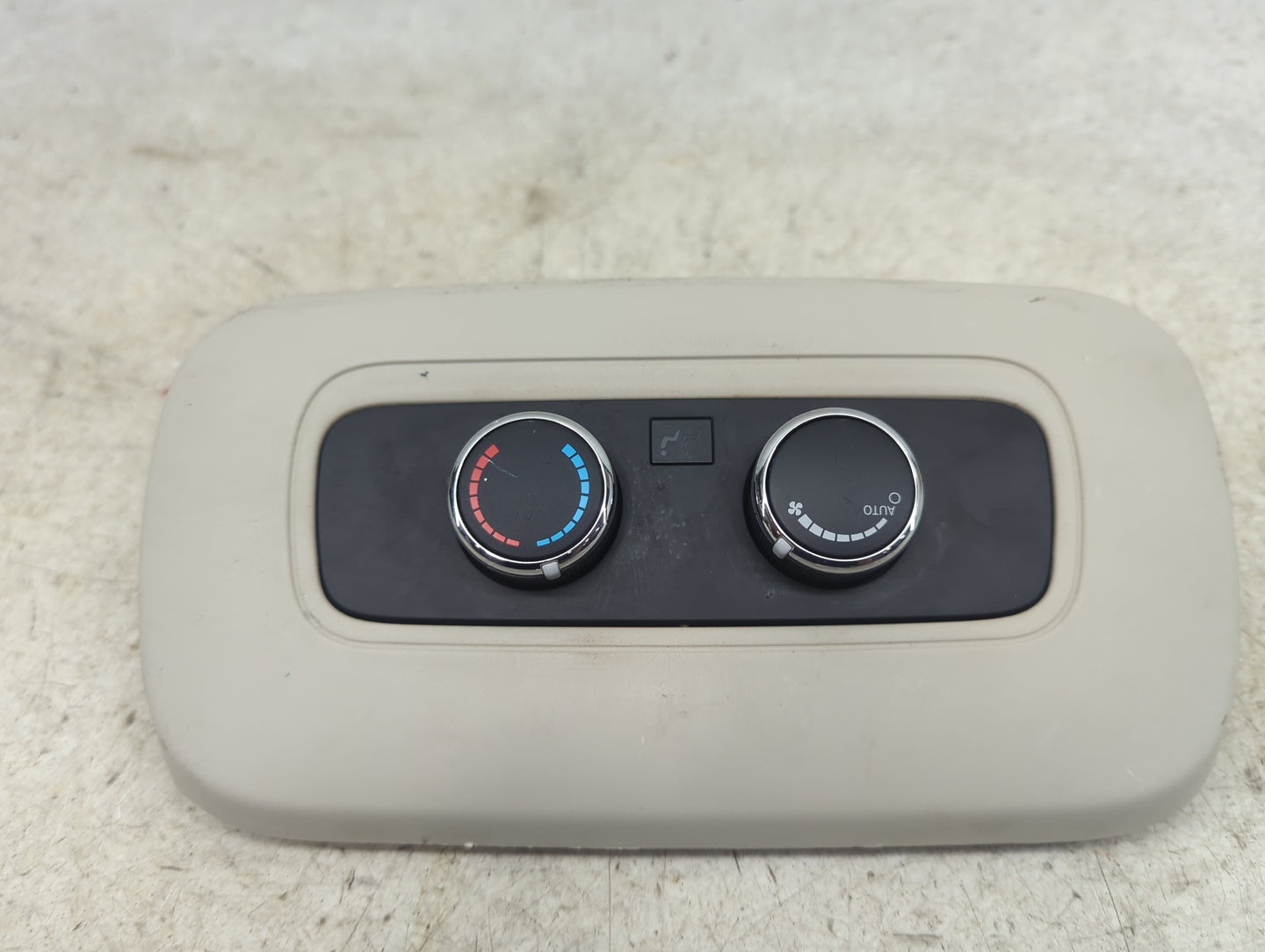 2011-2013 Dodge Durango Climate Control Module Temperature AC/Heater Replacement P/N:55111866AD 5HB010247-01B Fits OEM Used 