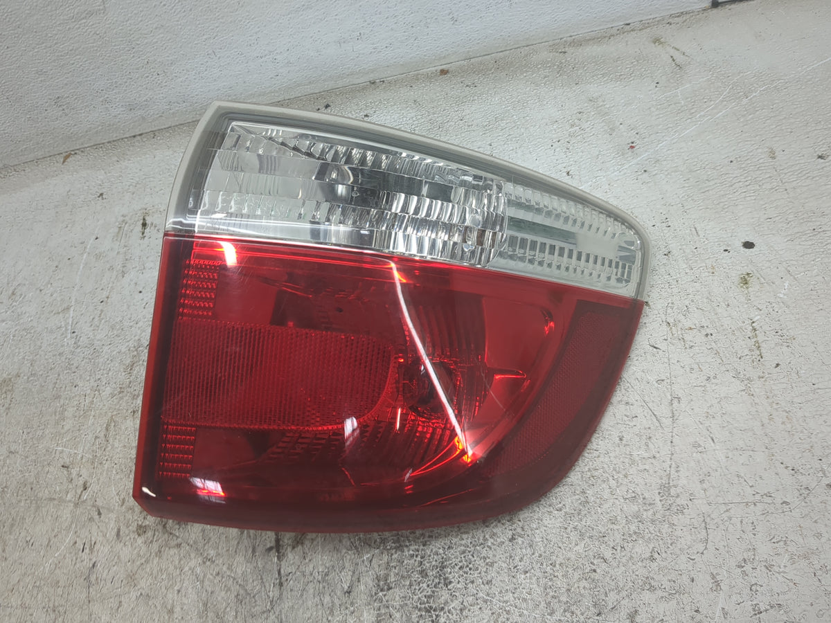 2011-2013 Dodge Durango Tail Light Assembly Passenger Right OEM Fits Fits 2011 2012 2013 OEM Used Auto Parts - Oemusedautopa